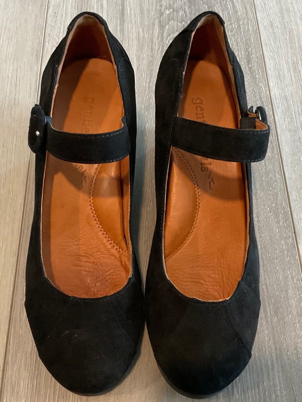 GENTLE SOULS Dawn And Dirty Black Suede Wedge Size 9 - Picture 7 of 9